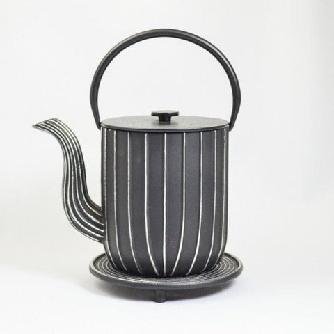 Gusseisen Teekanne "MARIAGE" 1,0 L - Teekränzchen